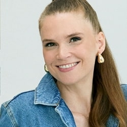 image of Rebecca Shostak