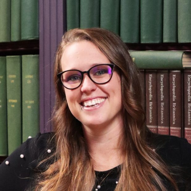 Headshot of Kenda Macdonald